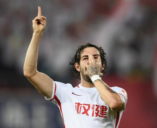  法甲半程总结 黑马球队崛起搅乱格局  