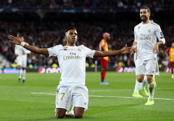  药厂勒沃库森连胜跻身欧冠区  