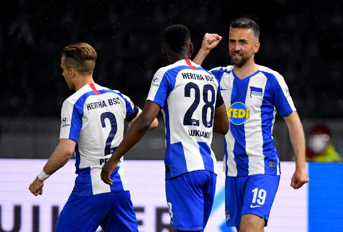 多特蒙德补时绝杀柏林联合，升至积分榜次席  